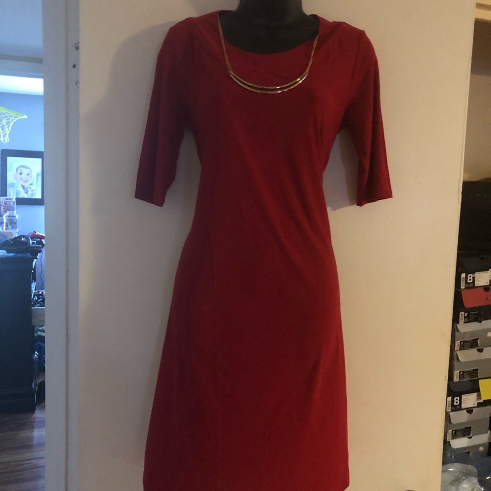 Red 3/4 Sleeve Dress w/ attached Gold Necklace.